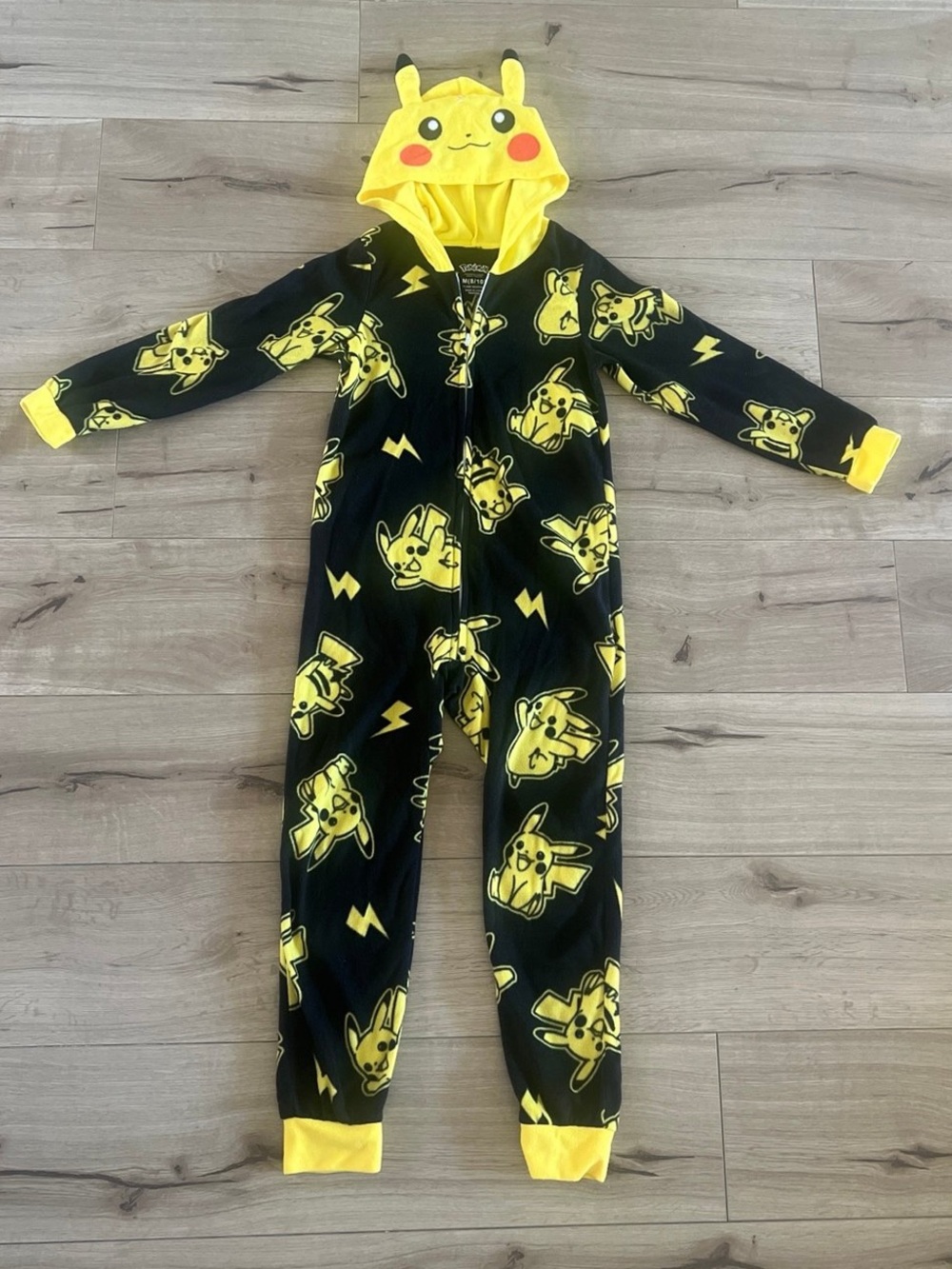 Pokémon Halloween Pikachu Pajamas Kids Costume Size 8/10